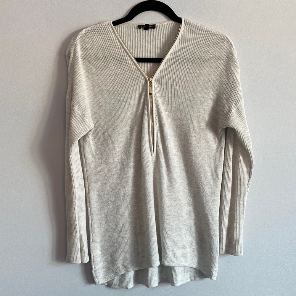 Dynamite Women's Gray Long Sleeve Sweater with Gold Zipper